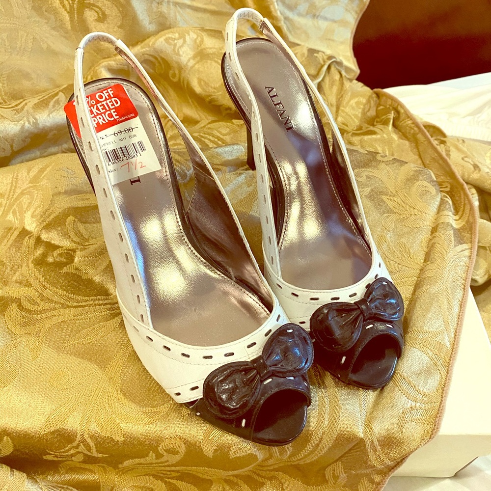 Brand new heels